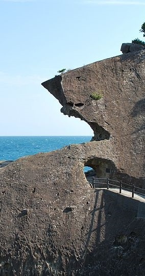 昔は現地の裁判所まで行っていた